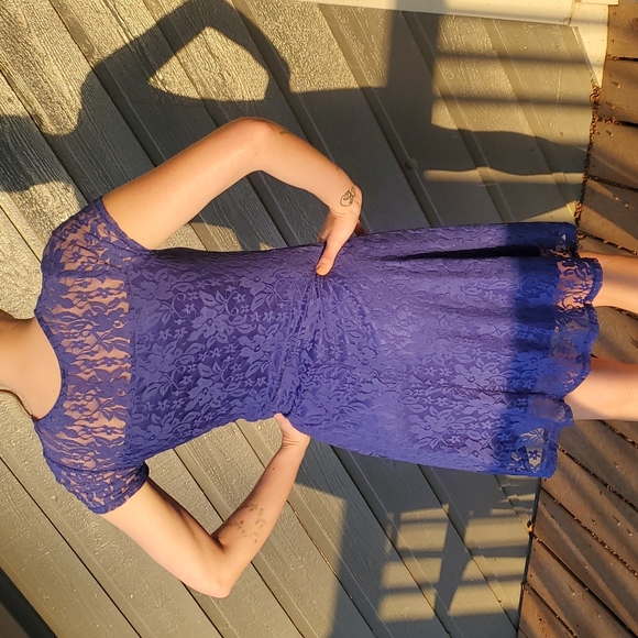 Dress - Picture 3 of 3